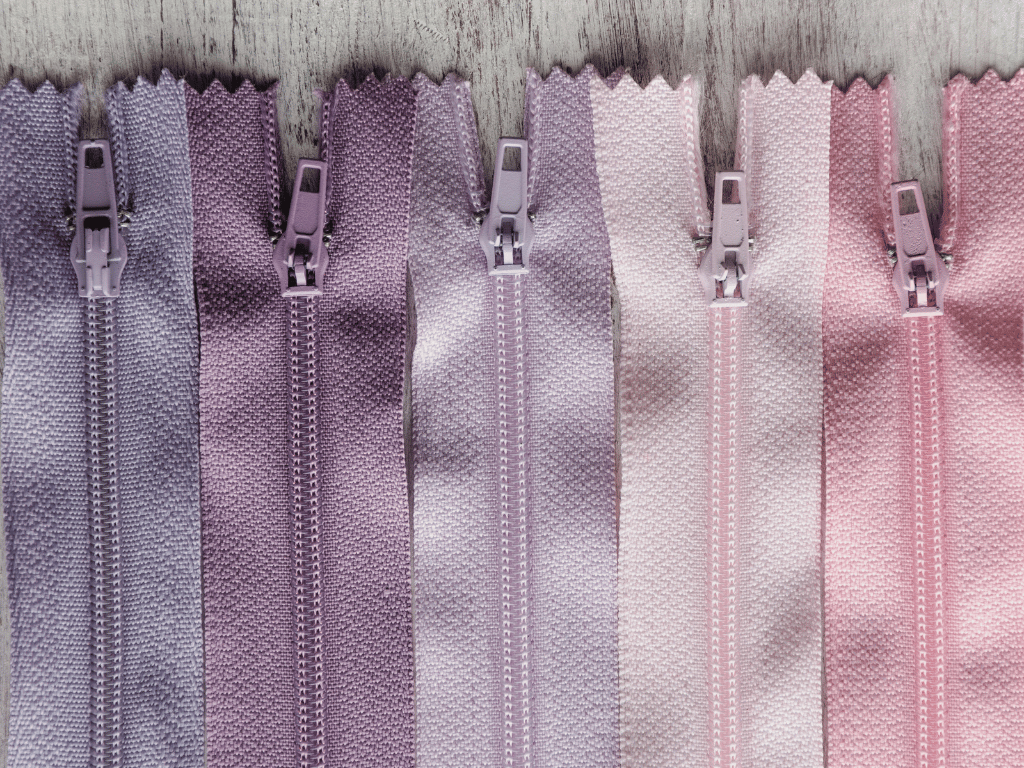 20230813_Blogbeitrag_Reißverschluss mit der Hand einnähen_ (3)