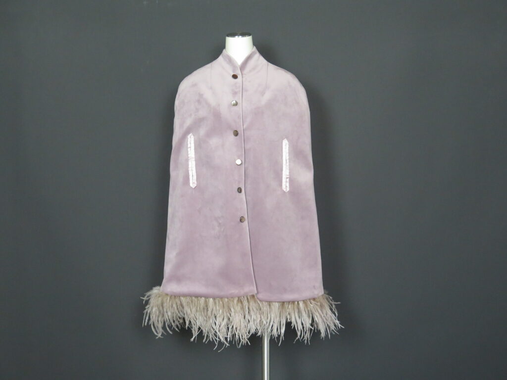 schnittzeichenkurs,poncho,cape,nähen für anfänger,modisches Must-Have,E-Learning-Kurs,Kleidungsstück,Herbst Winter Saison 23/24,Accessoire,Modeakademie,Strickstoff,Leinenstoff,Baumwolle,Fashionistas