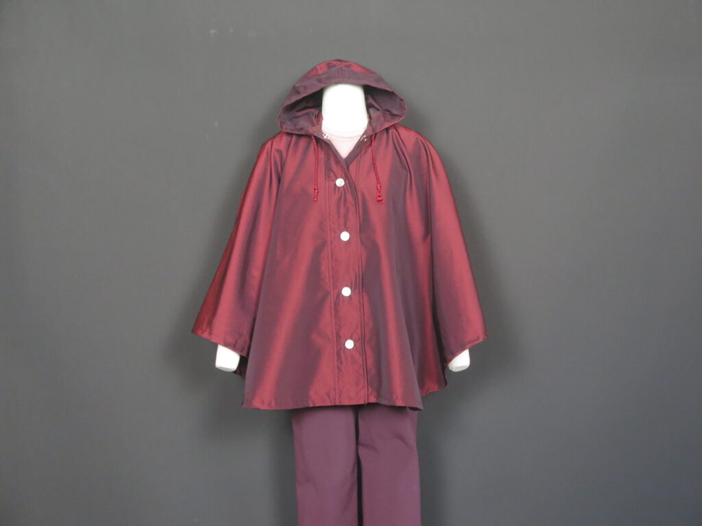 schnittzeichenkurs,poncho,cape,nähen für anfänger,modisches Must-Have,E-Learning-Kurs,Kleidungsstück,Herbst Winter Saison 23/24,Accessoire,Modeakademie,Strickstoff,Leinenstoff,Baumwolle,Fashionistas